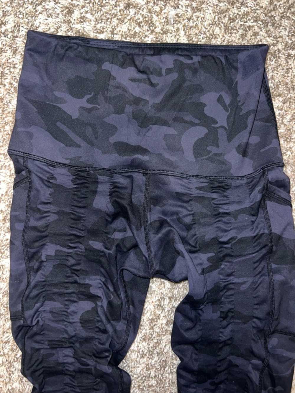 High-Waist Black Ruched Leggings - Picture 11 of 16